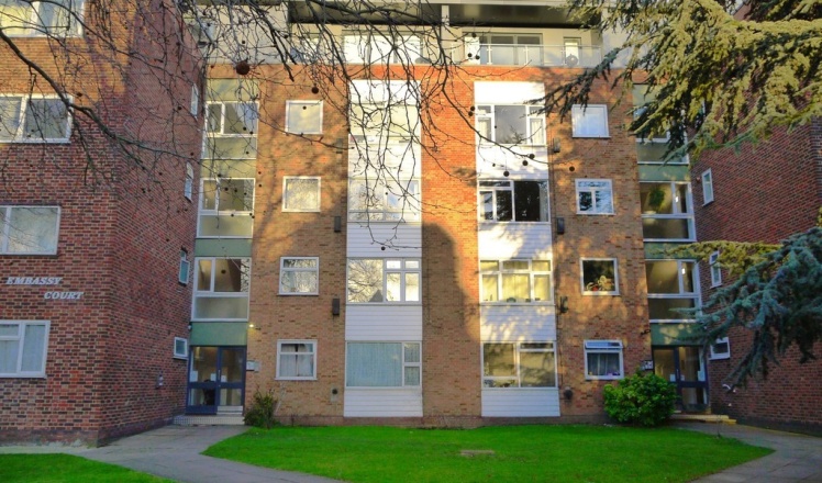 Embassy Court, Bounds Green Road